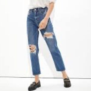 American Eagle Stretch Mom Straight Jeans 4 High Rise Destroy